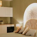 Aura Aparthotel